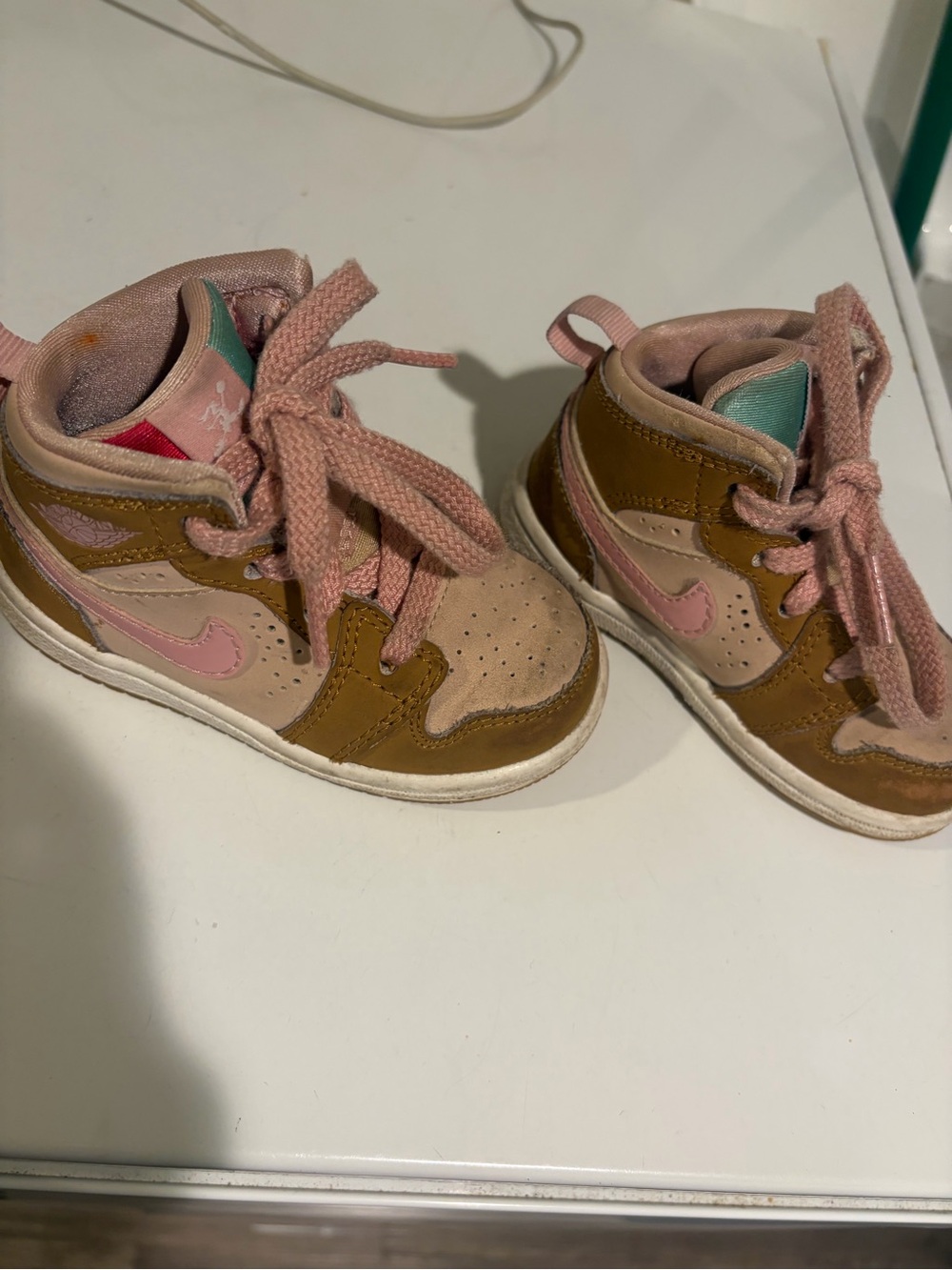 Jordan Kids High-Top Sneakers in Pink and Brown